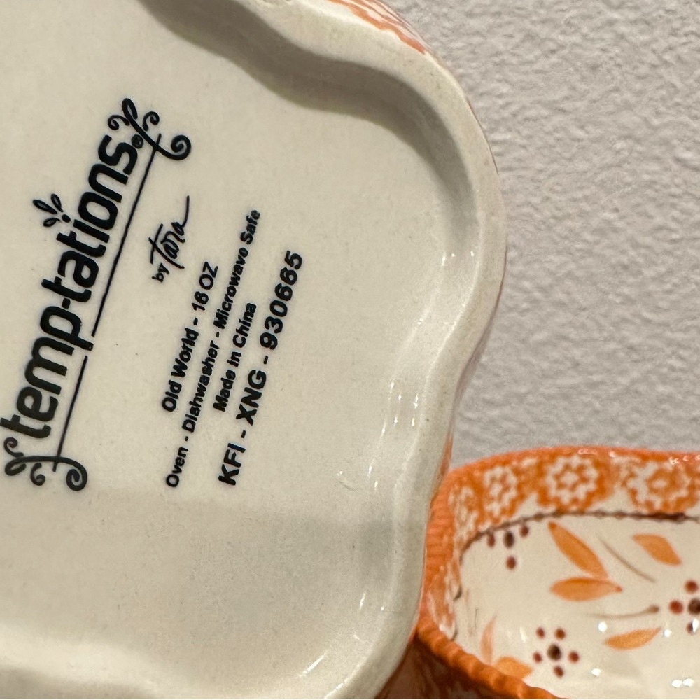 Set of 2 Ramikins Oven Ware Bake Ware Temp tations Tara Orange Old World - Picture 3 of 5